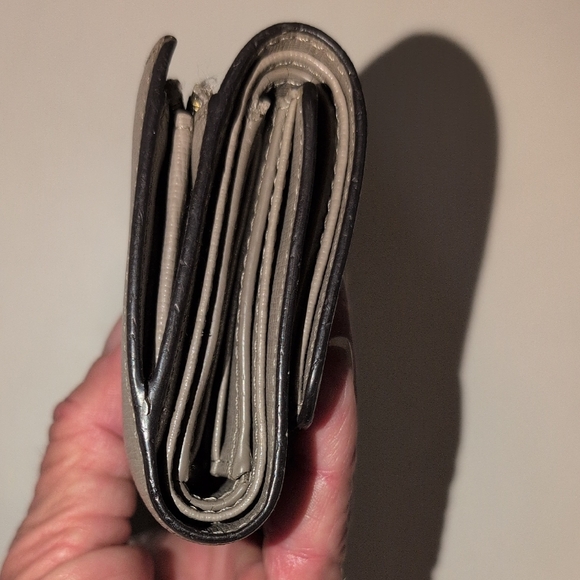 Furla Taupe Textured Leather Fold Wallet with Gold Logo - Picture 5 of 12